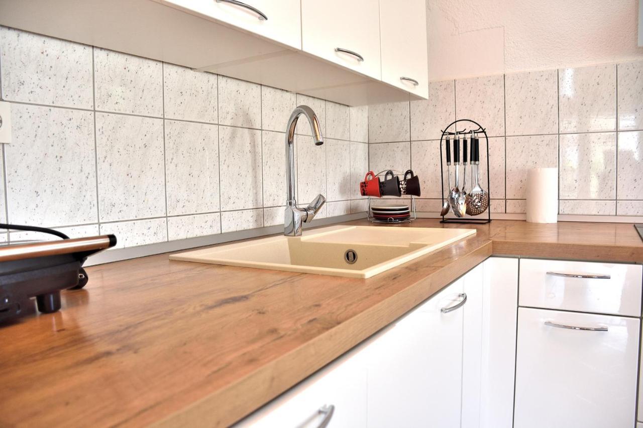 Apartment Leonora โวดีเซ ภายนอก รูปภาพ