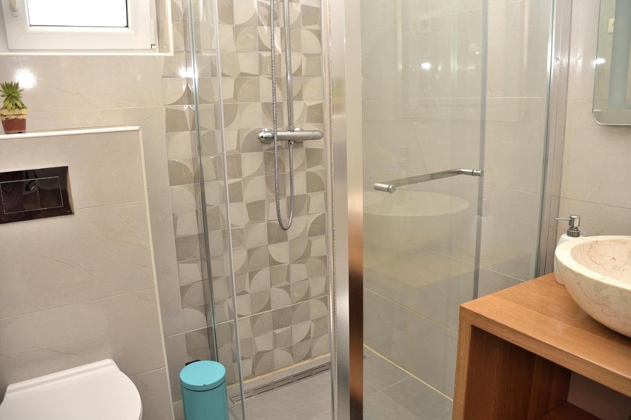 Apartment Leonora โวดีเซ ภายนอก รูปภาพ