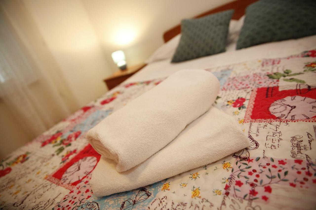 Apartment Leonora โวดีเซ ภายนอก รูปภาพ